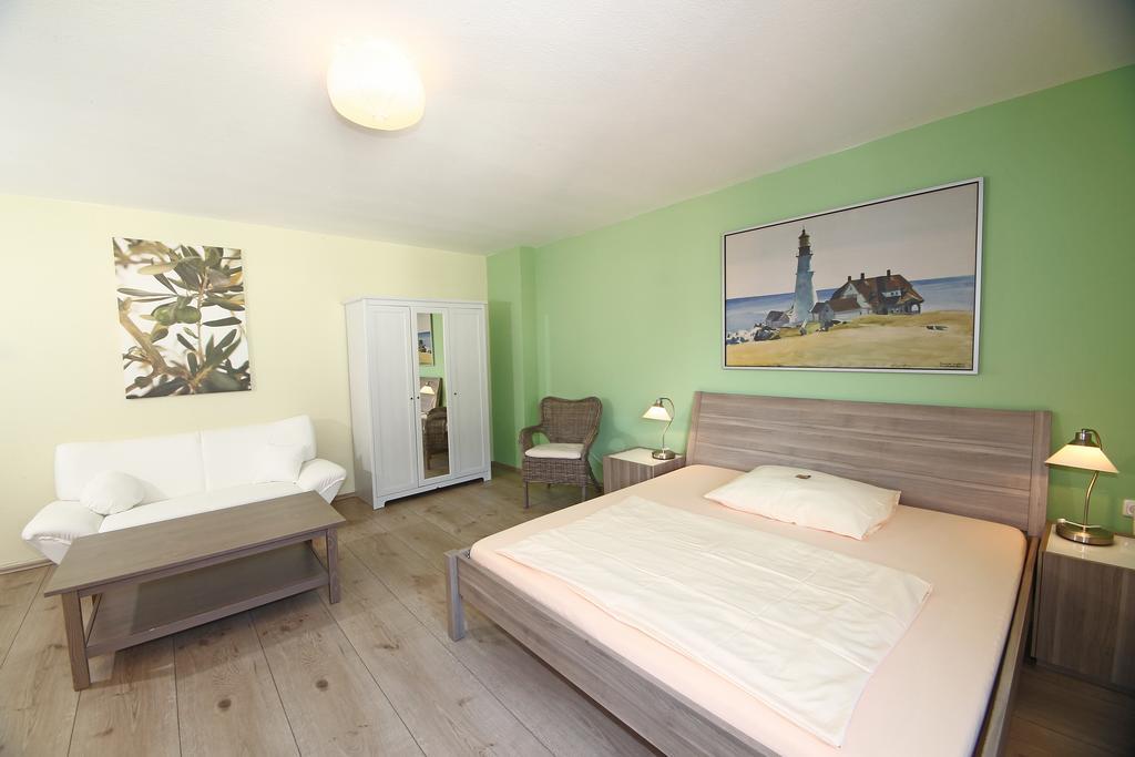 Stadthotel Juelich - Hotelwohnungen Exterior photo